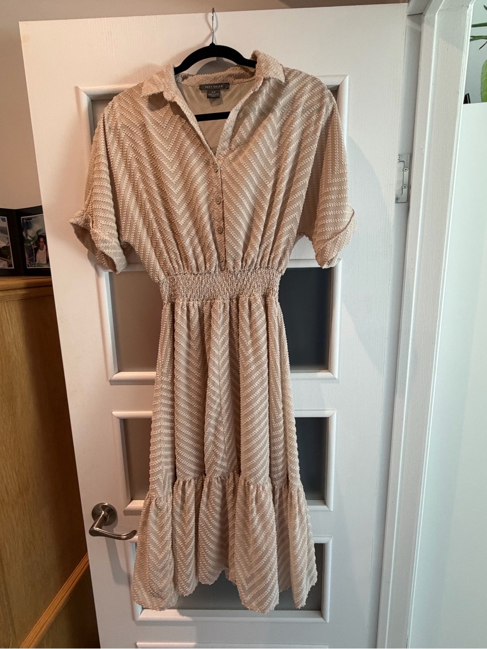 Suzy Shier Textured Midi Dress | Size Small
